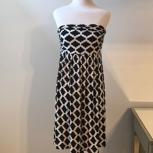 Strapless sundress- fits sizes 2-4